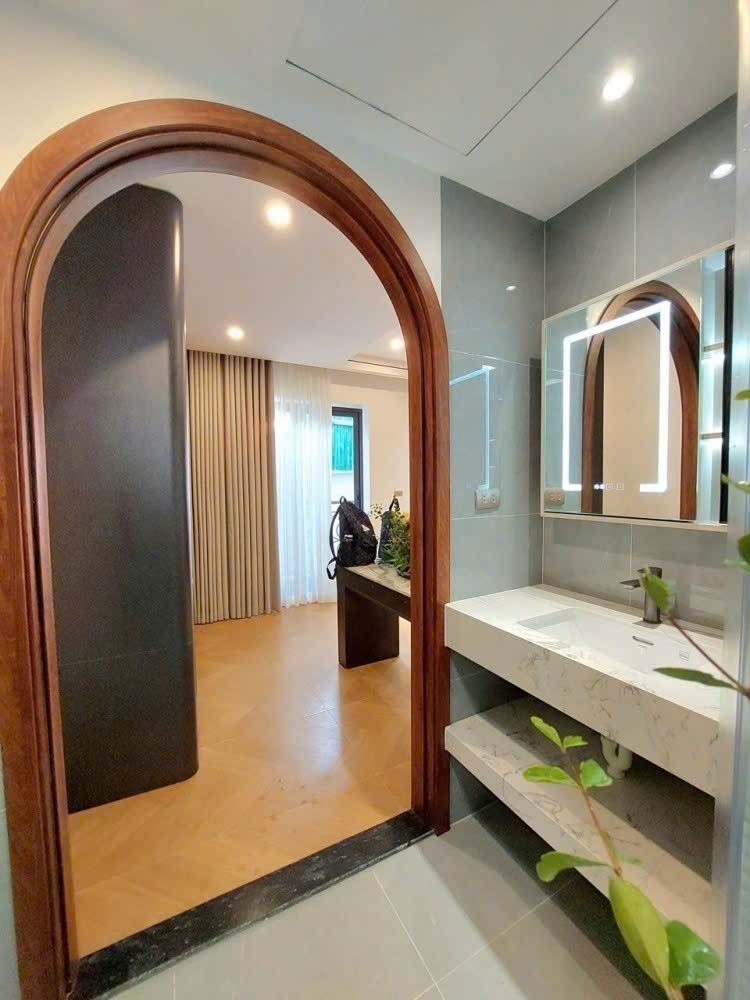 Cần bán Nhà mặt tiền đường Bạch Mai, Phường Bạch Mai, Diện tích 50m², Giá 13.35 Tỷ 5
