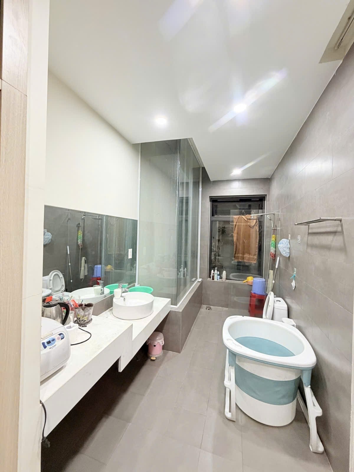 NHÀ MẶT TIỀN KHU SÂN BAY - 78m2 (5.3×15) - 7 TẦNG TIỆN LÀM VP CTY - 22 TỶ 8