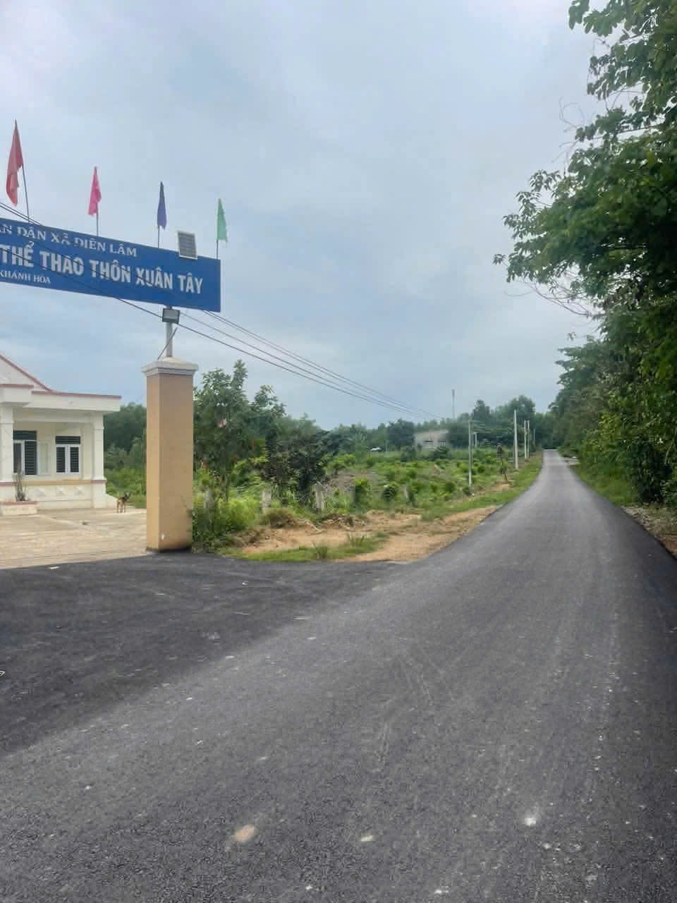 Bán đất Diên Xuân giá rẻ mặt tiền đường nhựa liên xã gần khu du lịch Nhân Tâm cũ 3