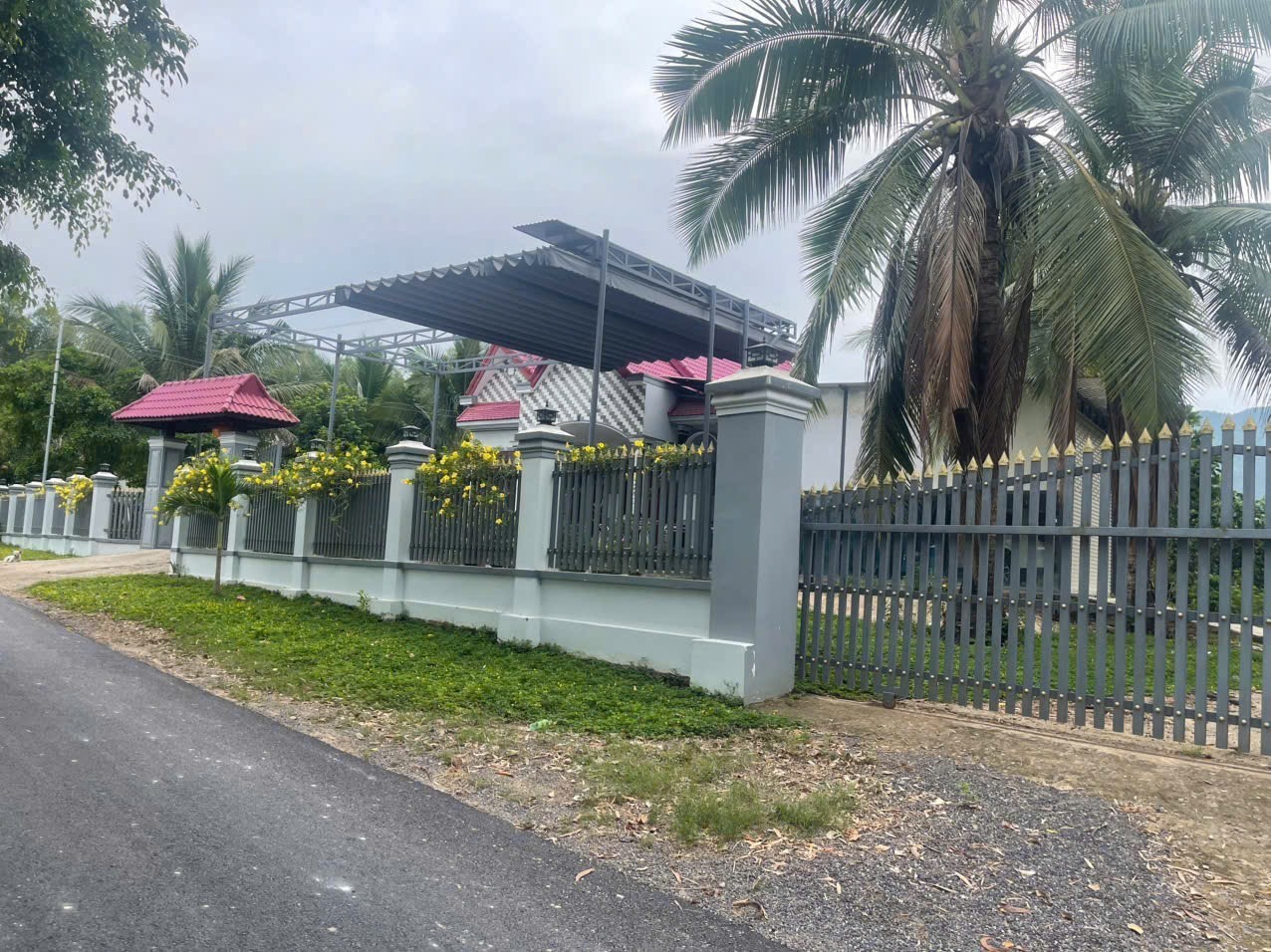 Bán đất Diên Xuân giá rẻ mặt tiền đường nhựa liên xã gần khu du lịch Nhân Tâm cũ 7