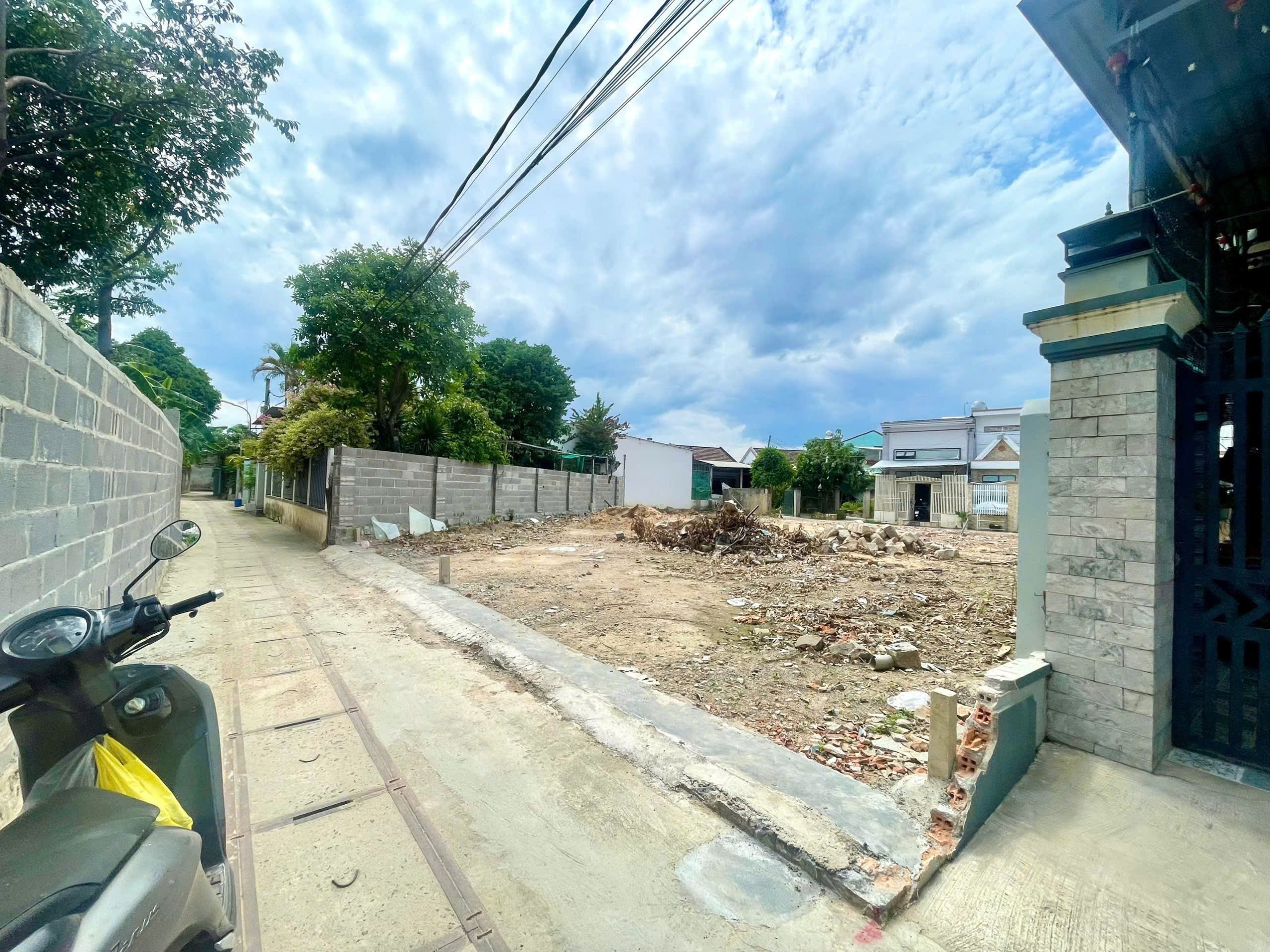 Bán đất thị trấn Diên Khánh giá rẻ đường thông gần chợ Tân Đức 3