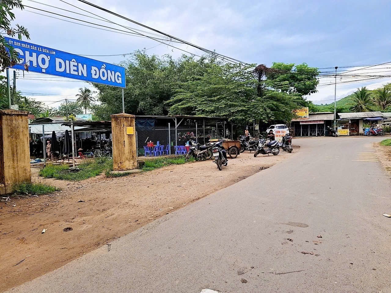 Bán đất Diên Đồng giá rẻ ngay trung tâm dân cư thôn Đồng Trăn 1 đường thông 4