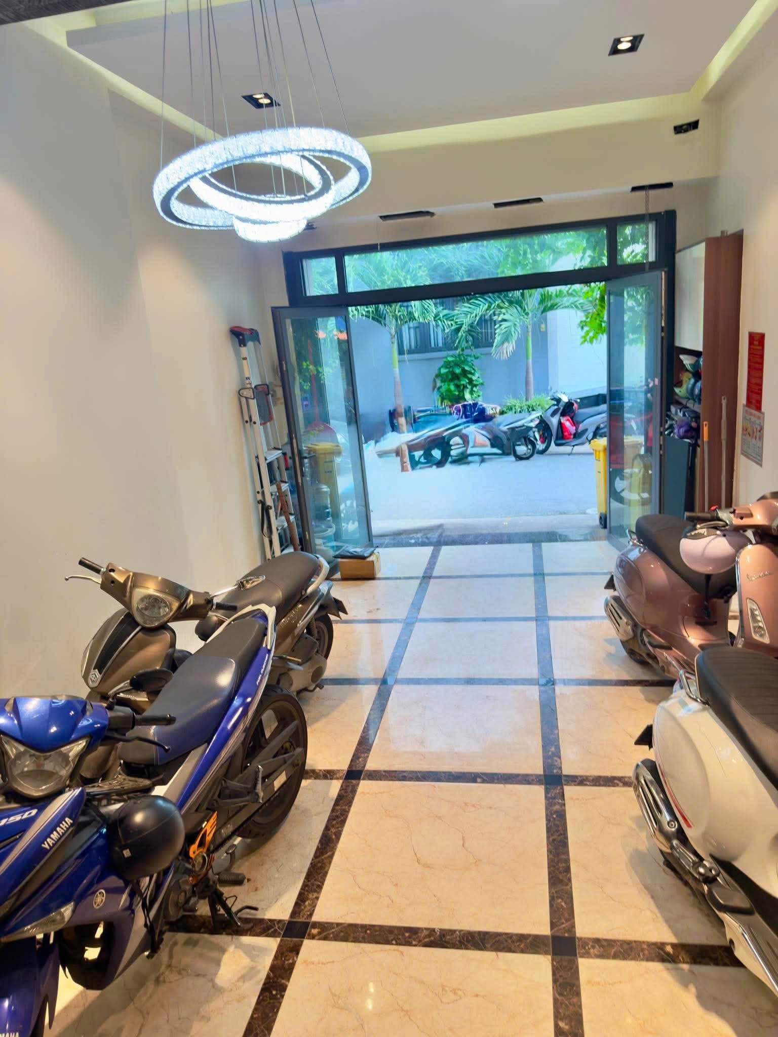 HẺM NHỰA 8m NGUYỄN XÍ - NHÀ 60m2 4 TẦNG KIÊN CỐ - 13 TỶ TL 5
