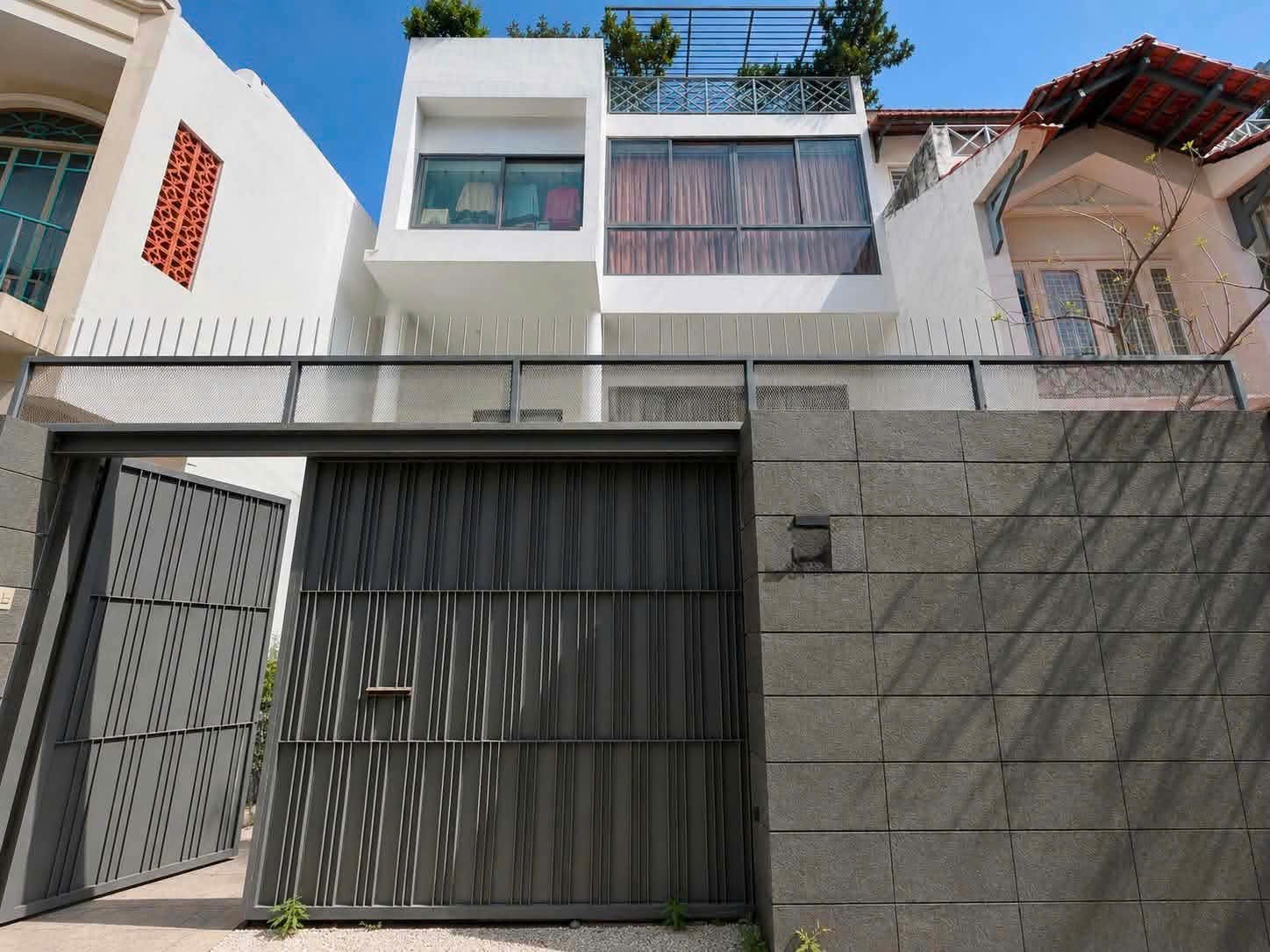 BIỆT THỰ PHÚ NHUẬN - 4 TẦNG BỀ THẾ - 157M² NỞ HẬU 20M - 8PN - 26,7 TỶ 32