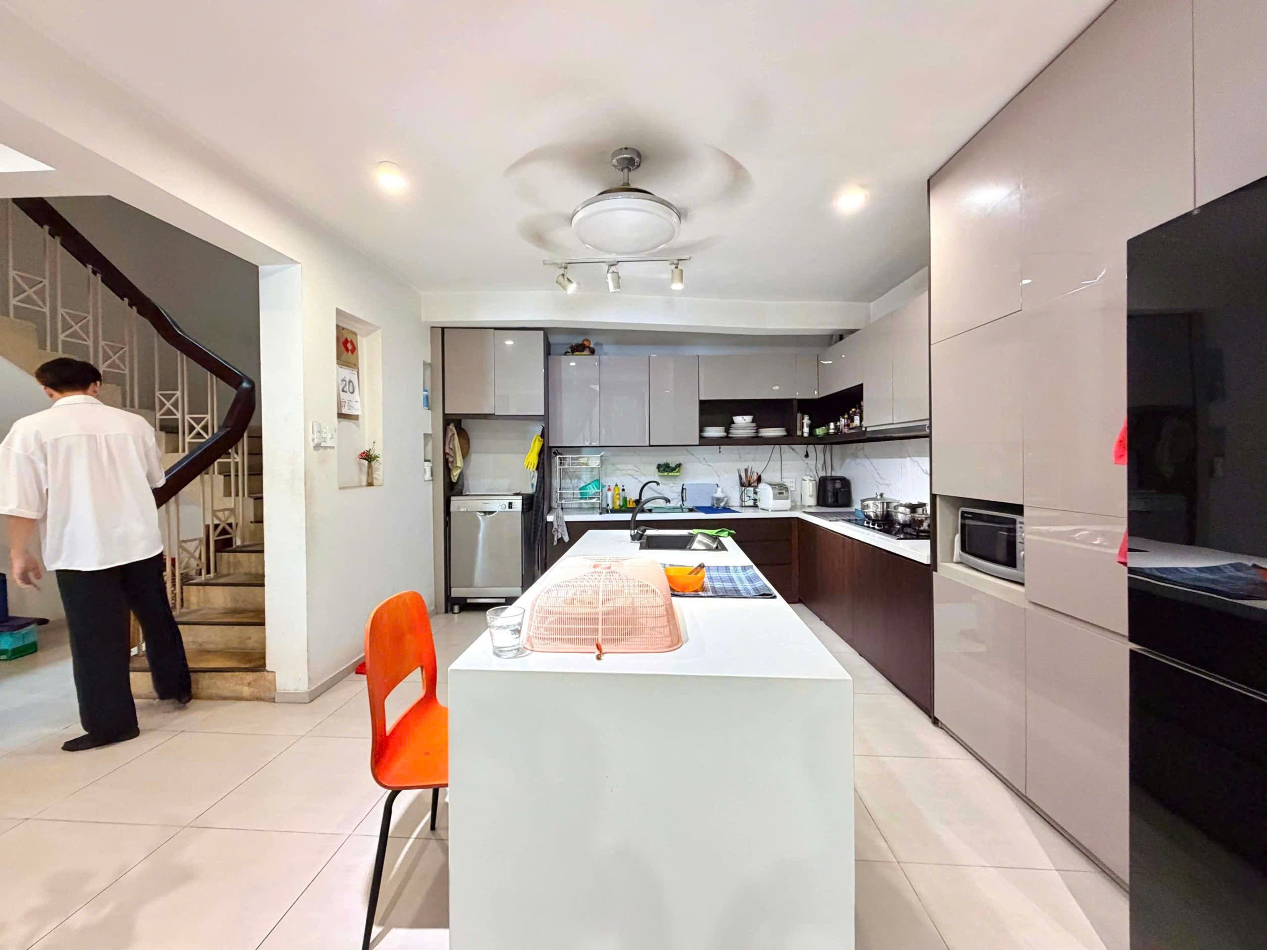 BIỆT THỰ PHÚ NHUẬN - 4 TẦNG BỀ THẾ - 157M² NỞ HẬU 20M - 8PN - 26,7 TỶ 24