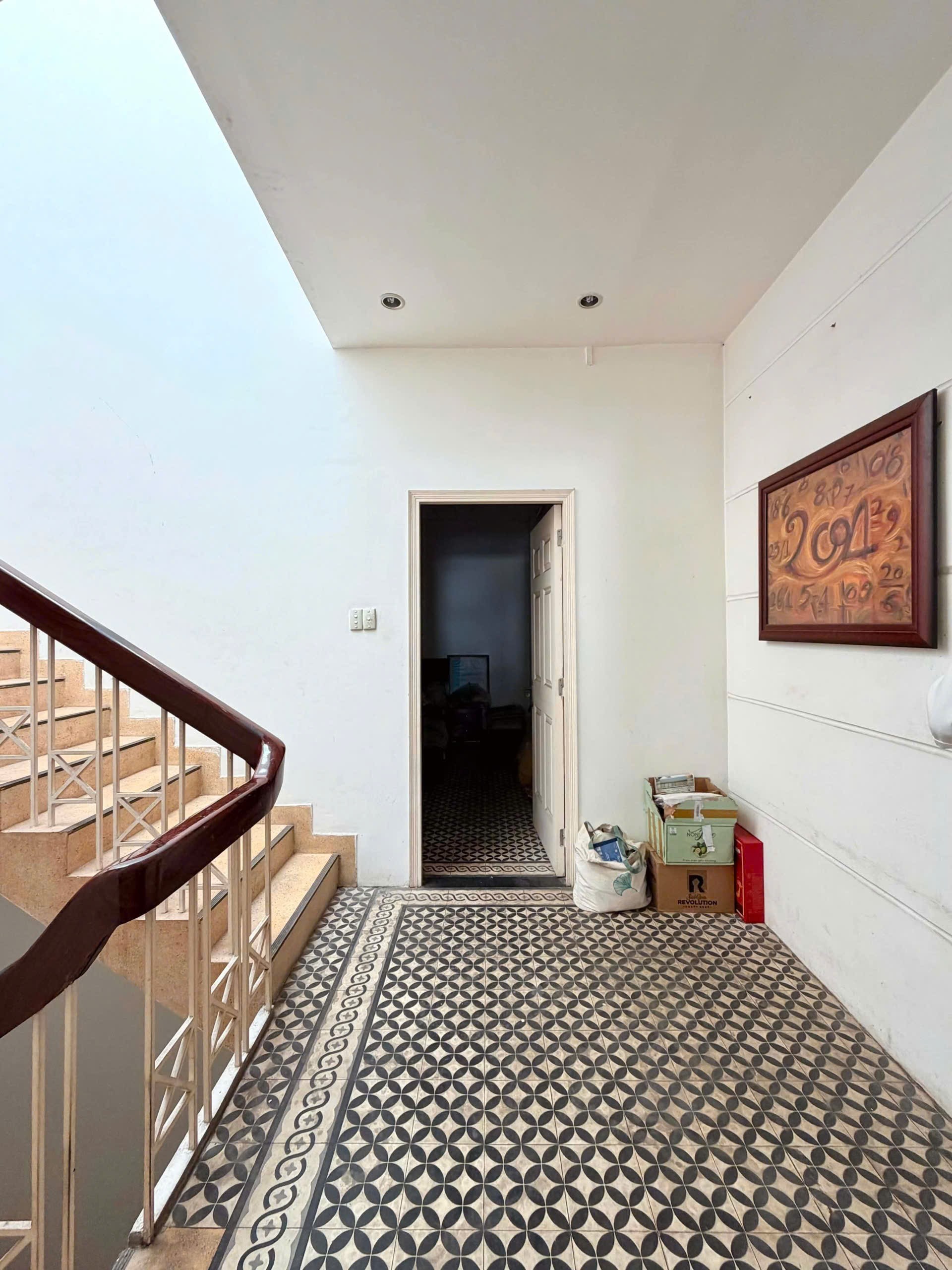 BIỆT THỰ PHÚ NHUẬN - 4 TẦNG BỀ THẾ - 157M² NỞ HẬU 20M - 8PN - 26,7 TỶ 7