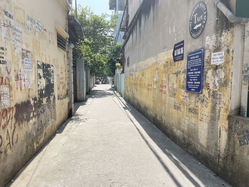 Bán đất mặt ngõ 12 Bồ Đề: 43,8m2, đường thông ô tô 7 chỗ, cầu Chương Dương, sang phố chỉ 5p 5