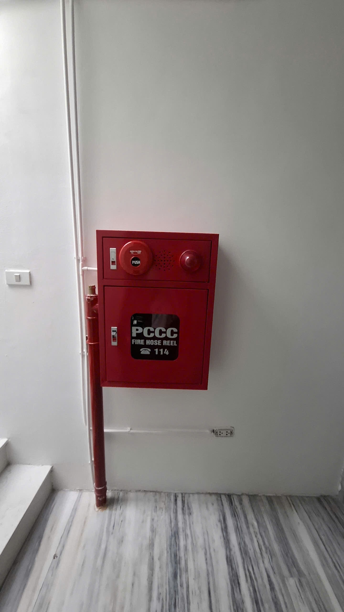 Cho thuê nhà, 134m2_ 6T; Hoàng Quốc Việt, Tô Hiệu, Nghĩa Tân -75 tr 2