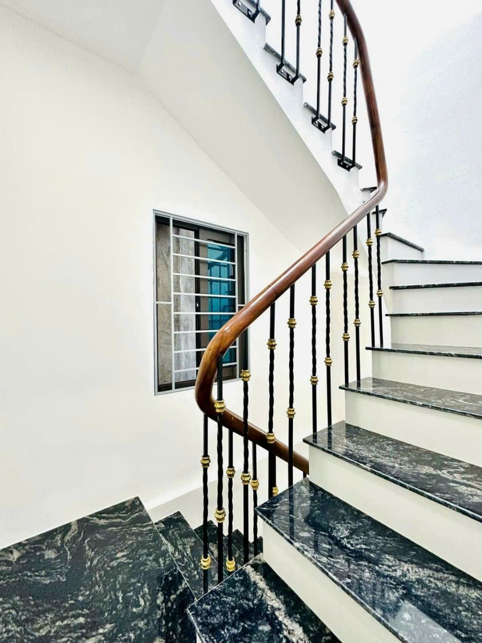 Nhà mình cho thuê nhà, Lê Thanh Nghị, Trần Đại Nghĩa, 200m2x 4T -50 tr 2