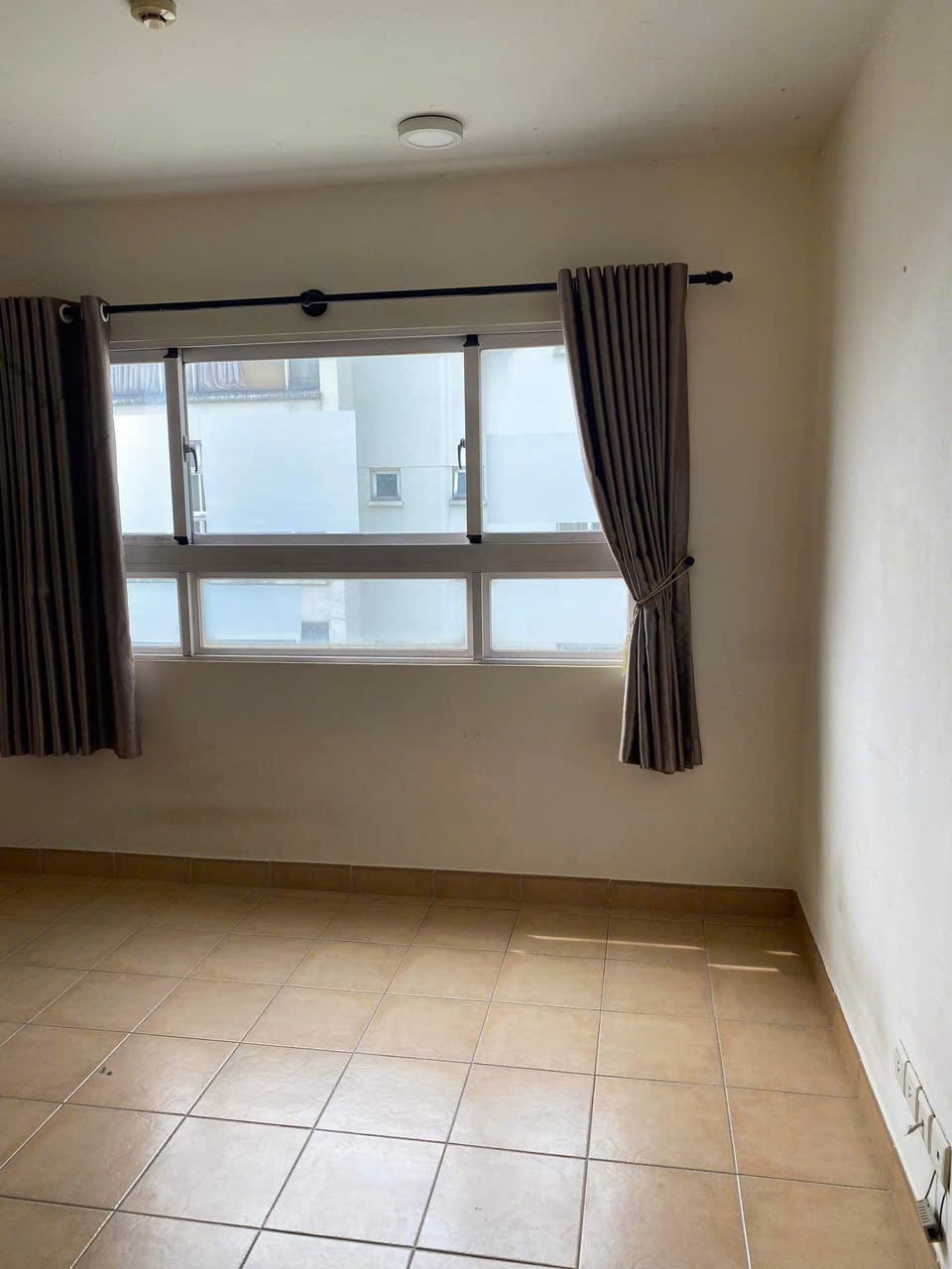 Cần Cho thuê căn hộ An Phú Quận 6, Dt : 55 m2, 1PN, 1WC, Giá : 6 tr/th, 3