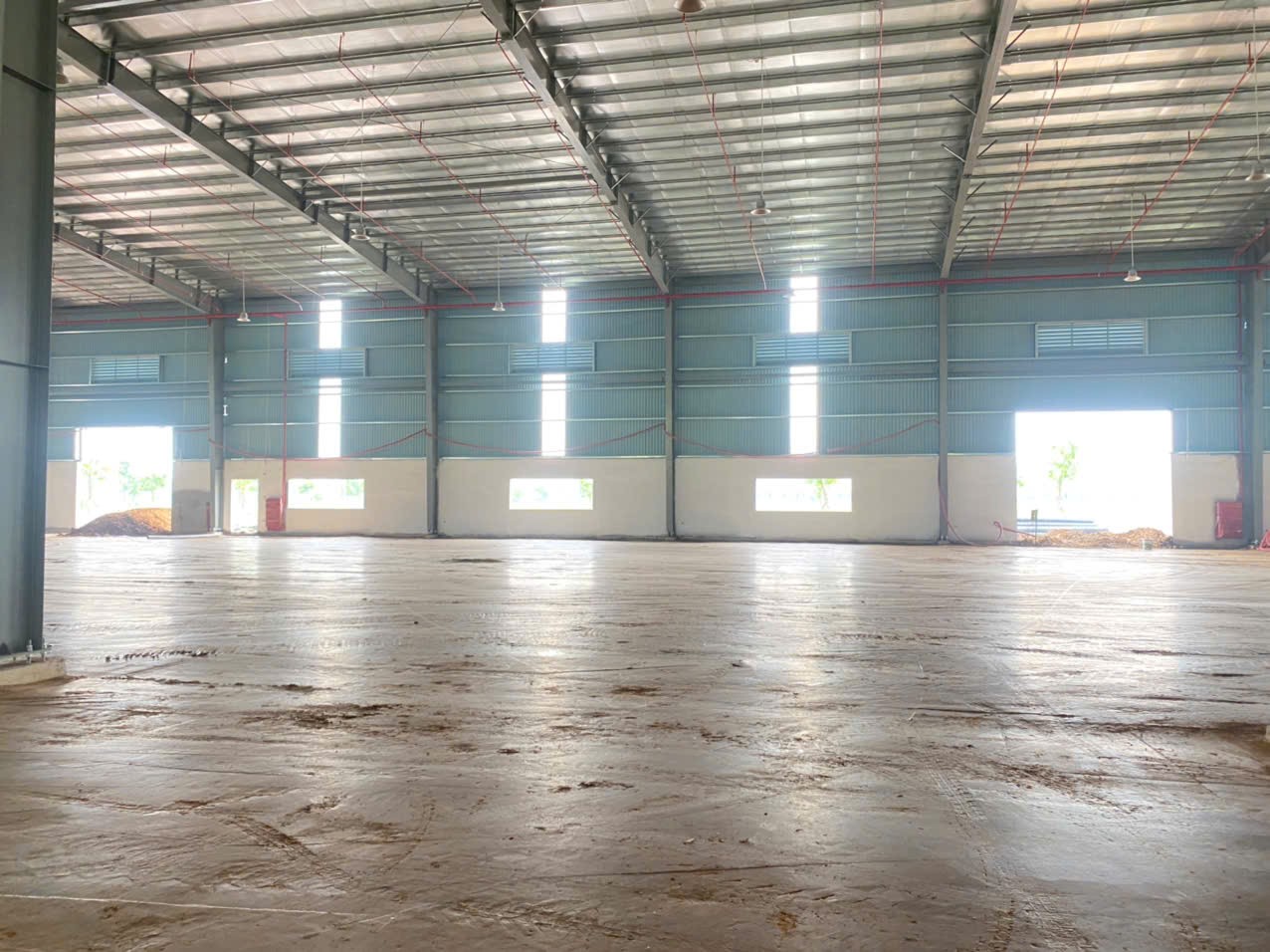 Cho thuê Kho - Nhà xưởng dự án Khu công nghiệp Đồng Văn . Diện tích 10000m², Giá 120.000đ/m2 3