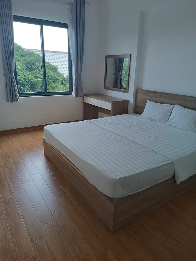 Cho thuê Căn hộ chung cư đường Từ Hoa, Phường Quảng An, Diện tích 75m², Giá 13.5 Triệu/tháng