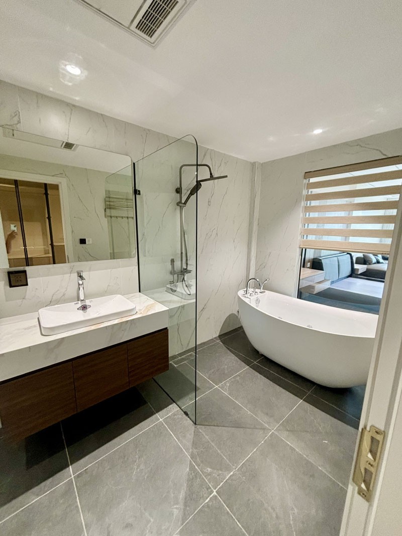 Bán Nhà 7 Tầng Thang Máy Phúc Lợi - 75m2 Mặt Đường Lớn - View Sông Đuống 6