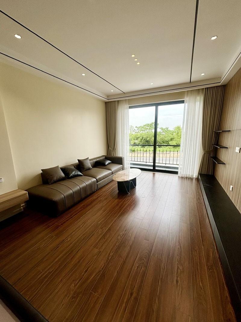 Bán Nhà 7 Tầng Thang Máy Phúc Lợi - 75m2 Mặt Đường Lớn - View Sông Đuống 8