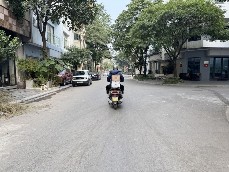 Cần bán 77,2m2 đất mặt phố Kim Quan Thượng. Cạnh KĐT Vinhomes và KĐT Việt Hưng