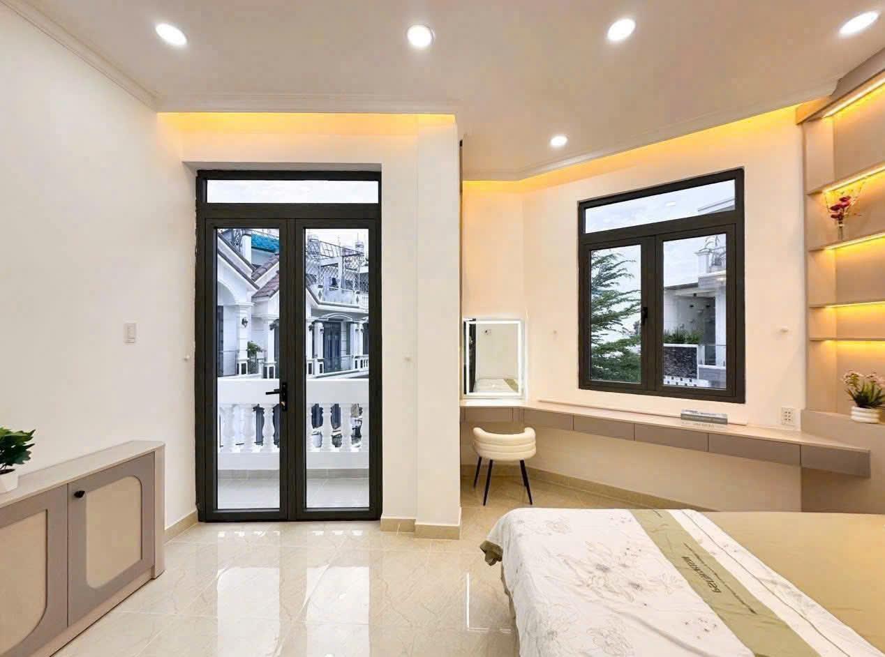 NHÀ GÓC 2 MẶT TIỀN, HẺM XE HƠI HUỲNH TẤN PHÁT, 7.5X12M, 8.45 TỶ, FULL NỘI THẤT 4
