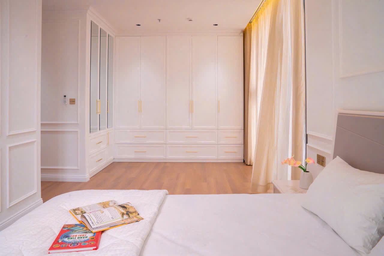 Cho thuê Căn hộ chung cư Phường Tân Phú, Quận 7, Diện tích 192m², Giá Thương lượng 6