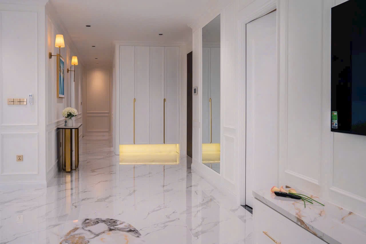 Cho thuê Căn hộ chung cư Phường Tân Phú, Quận 7, Diện tích 192m², Giá Thương lượng 11