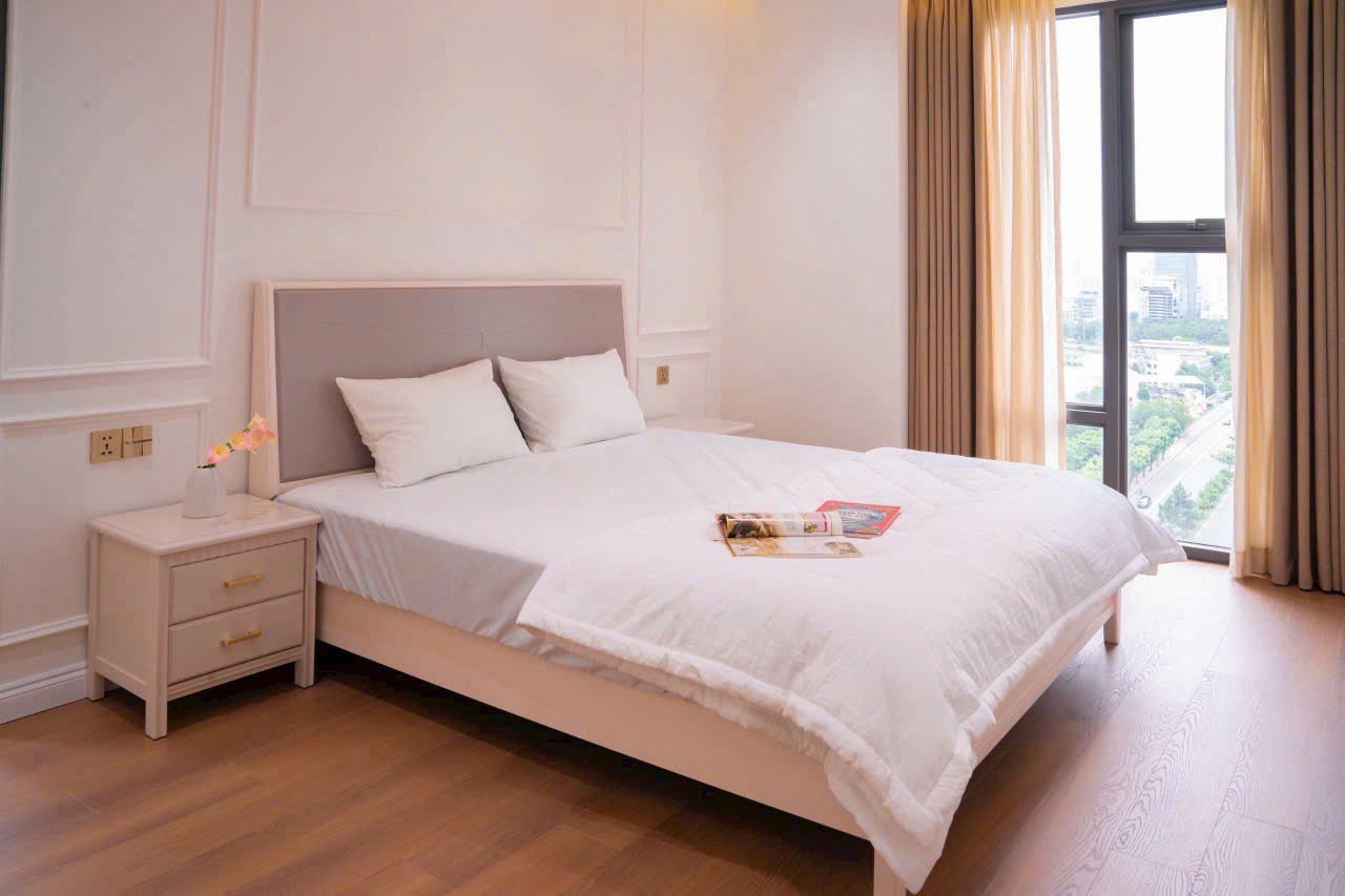 Cho thuê Căn hộ chung cư Phường Tân Phú, Quận 7, Diện tích 192m², Giá Thương lượng 5