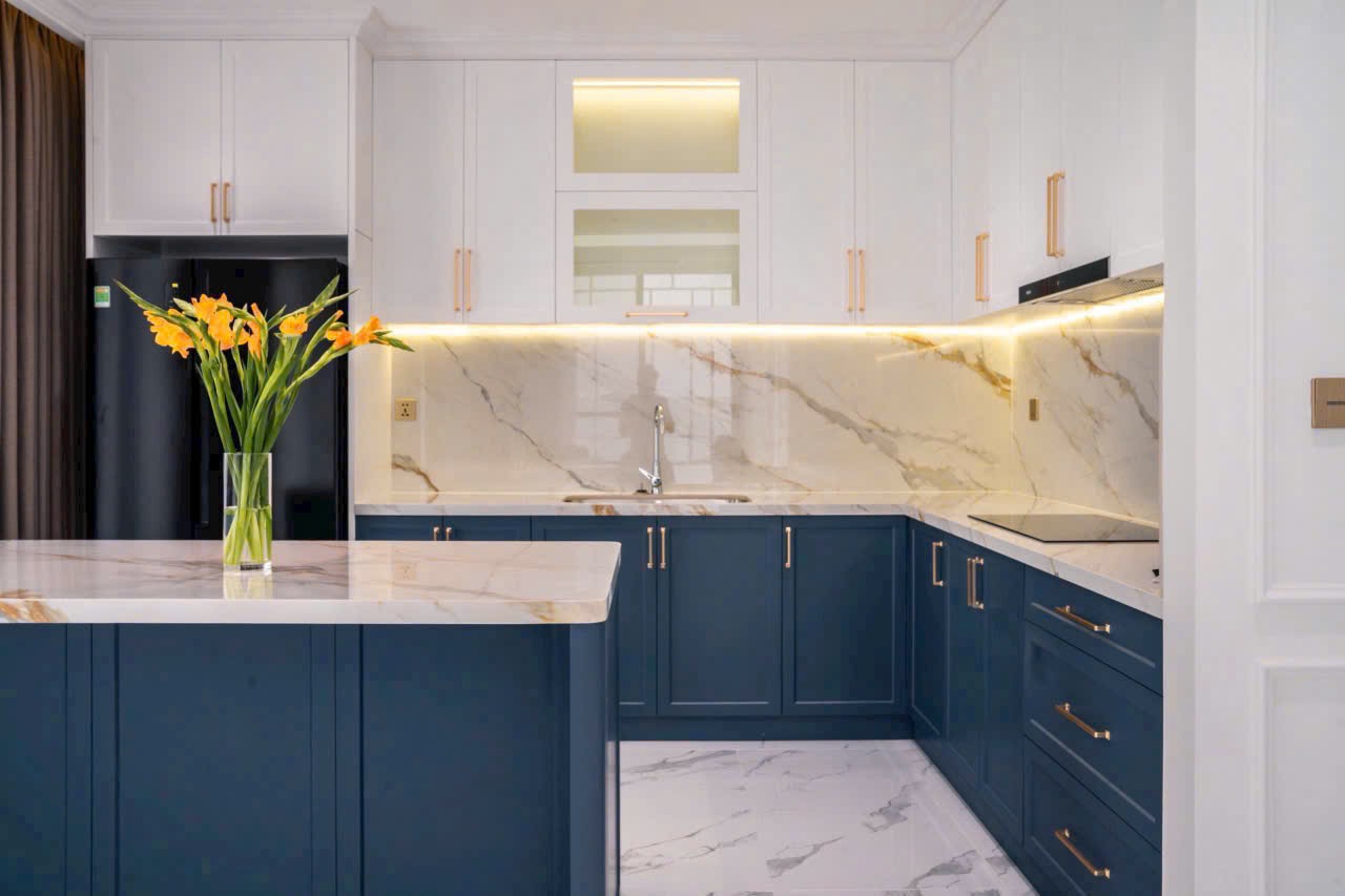 Cho thuê Căn hộ chung cư Phường Tân Phú, Quận 7, Diện tích 192m², Giá Thương lượng 2