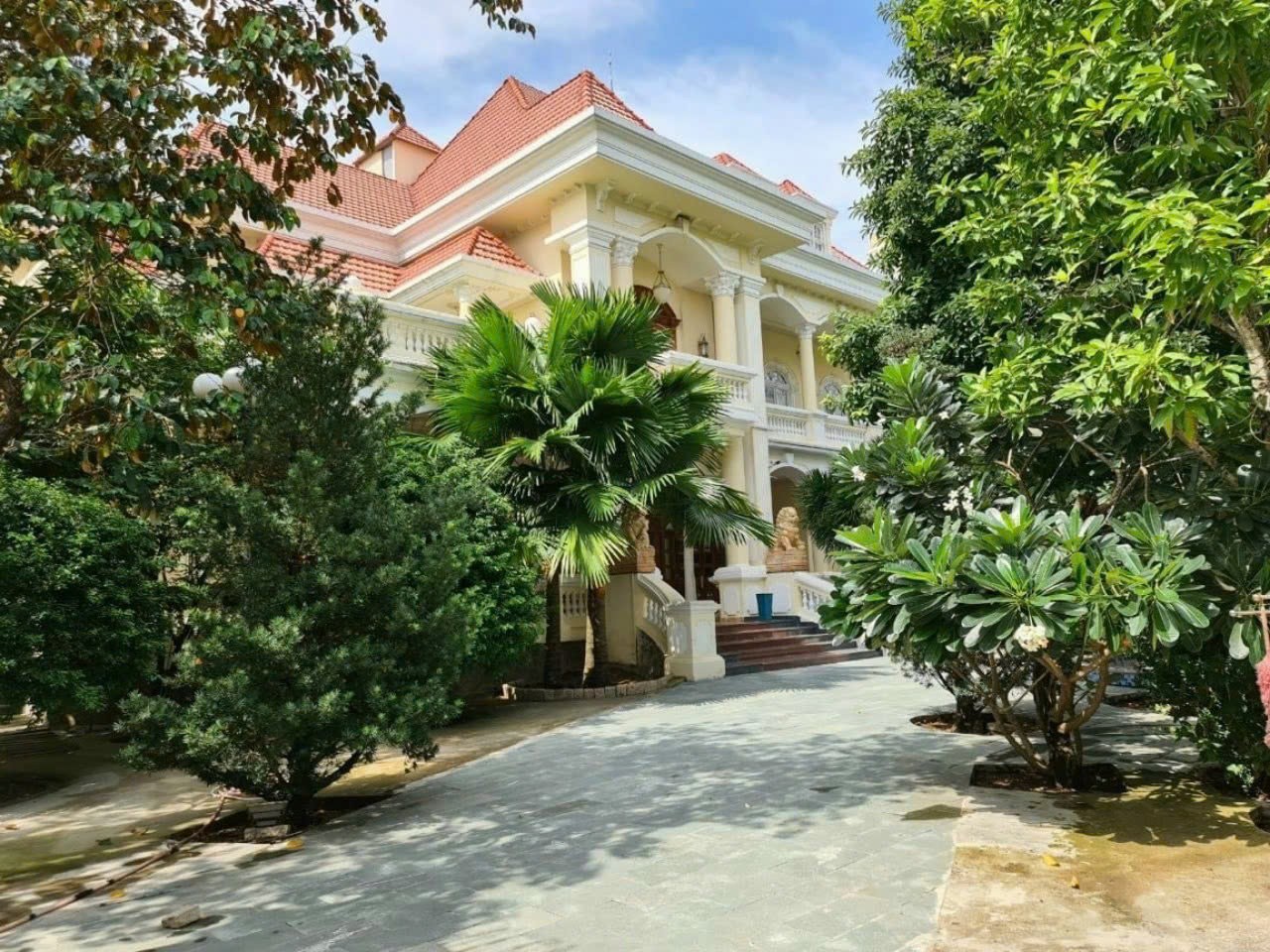 Cần bán Biệt thự Phường Thảo Điền, Quận 2, Diện tích 1155m², Giá 245 Tỷ 11