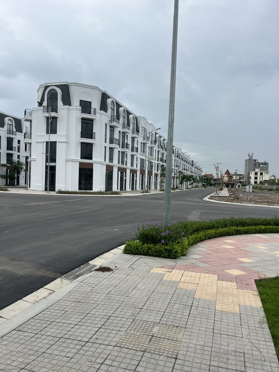 bán căn liền kề thủy nguyên hải phòng ,mặt đường 4 tầng 4 ty x diện tích từ 60m2 LH  083.2865.116 2