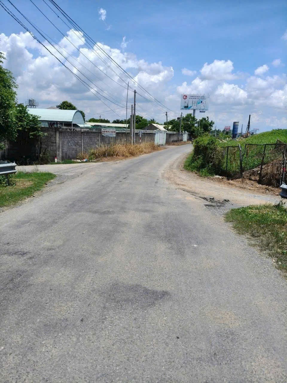 Bán đất vườn xã Nhị Thành , Thủ Thừa dt 1000m2 , đường đá xanh 6m giá 1,1 tỷ 3