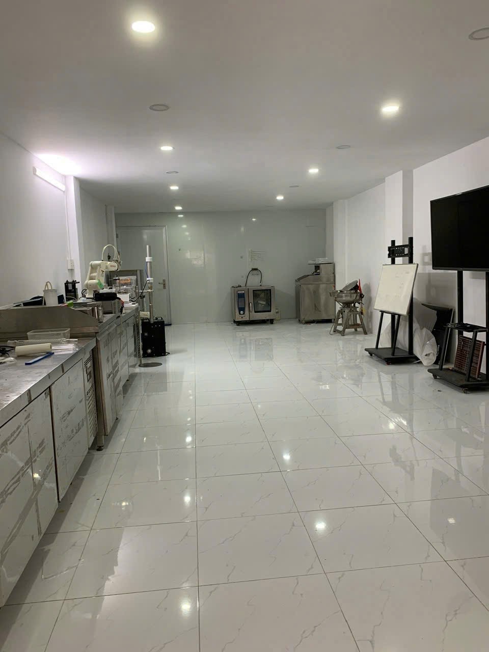 Cần bán Nhà mặt tiền Phường Hiệp Bình Chánh, Thủ Đức, Diện tích 150m², Giá Thương lượng 10
