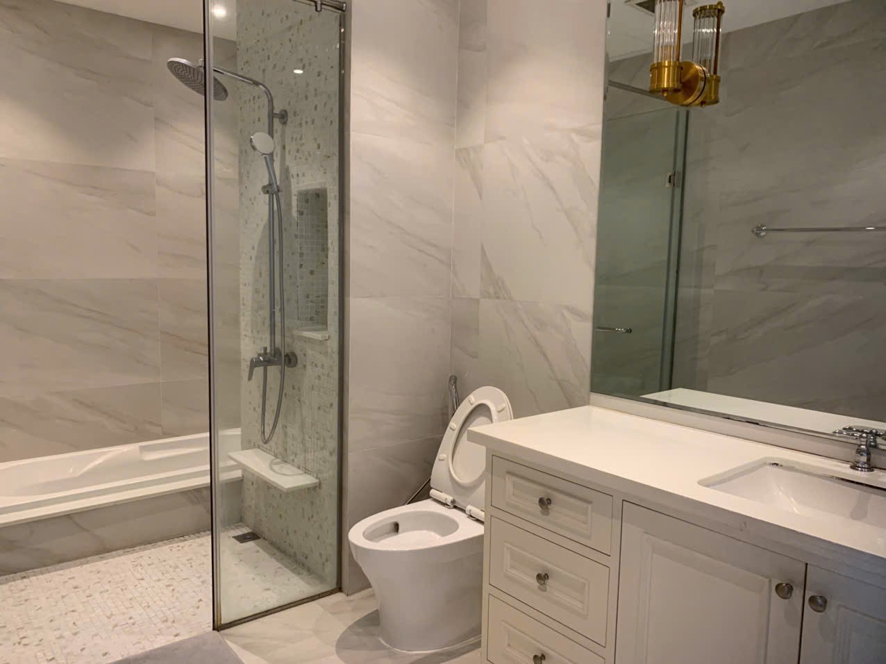 Cho thuê Căn hộ chung cư Phường An Phú, Quận 2, Diện tích 326m², Giá Thương lượng 11