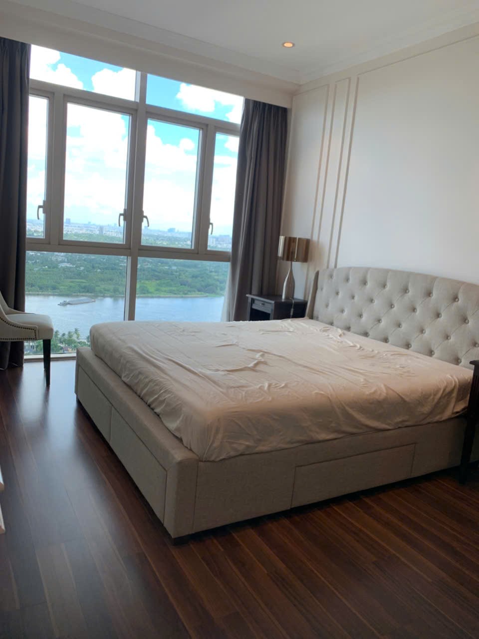 Cho thuê Căn hộ chung cư Phường An Phú, Quận 2, Diện tích 326m², Giá Thương lượng 3