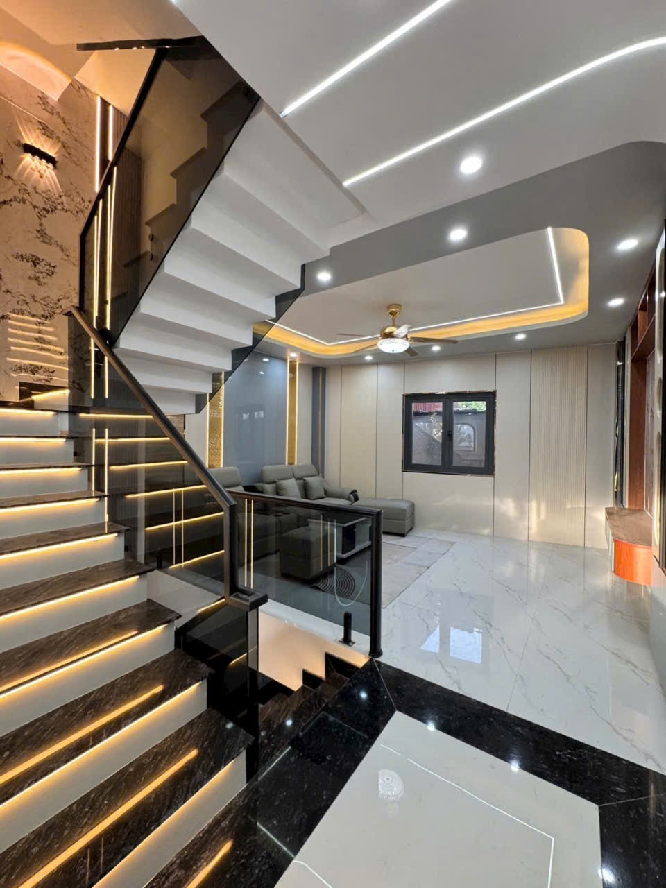 Bán nhà mới xây hẻm Bình Thành, Bình Hưng Hòa B dt 56,4m2 , 2 lầu , 5pn,5wc giá 5,9 tỷ 7