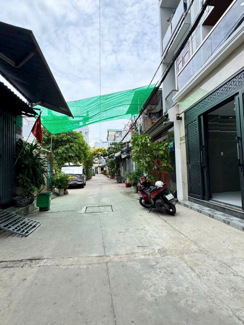 Bán nhà đẹp mới xây hẻm Liên Khu 5-6, Bình Hưng Hòa B dt 56m2 , 3 lầu, 3pn,4wc giá 5,95 tỷ 3