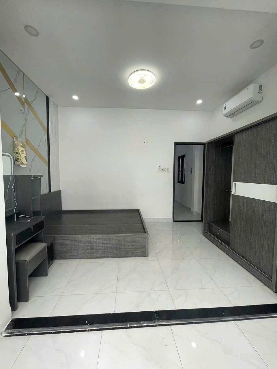 LÂU LÂU CÓ 1 CĂN 4 TỶ 850  HẺM XE HƠI 4