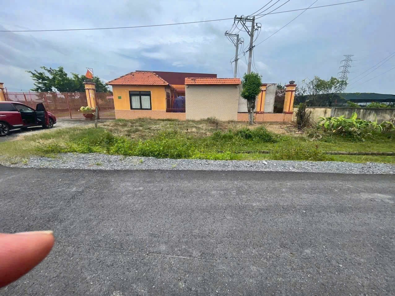 Bán nhà xưởng mt đường nhựa xe cont Phước Hiệp, Củ Chi 7000m2 ( 4660m2 thổ, xd 1900m2) giá 35 tỷ 5