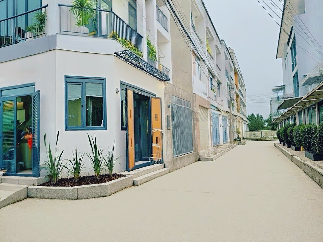 Nhà phố mới, đẹp, 2MT Tam Bình - 55m2 - 4 Tầng – Nhỉnh 5 tỷ - Đường ôtô tránh - Ôtô ngủ trong nhà 5