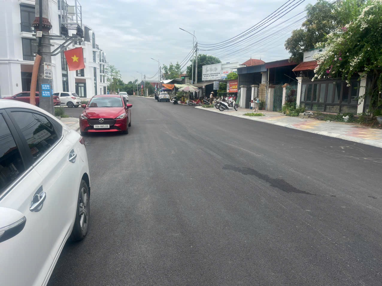 chính chủ bán căn liền kề giá 4ty 4 tầng ,thủy nguyên hải phòng diện tích 62m2~150m2 LH 2