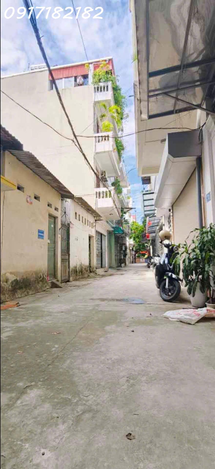 BÁN NHÀ 56m² – SỐ 28 ĐỨC GIANG, LONG BIÊN – NHÀ CẤP 4 – GIÁ 9.1 TỶ 5