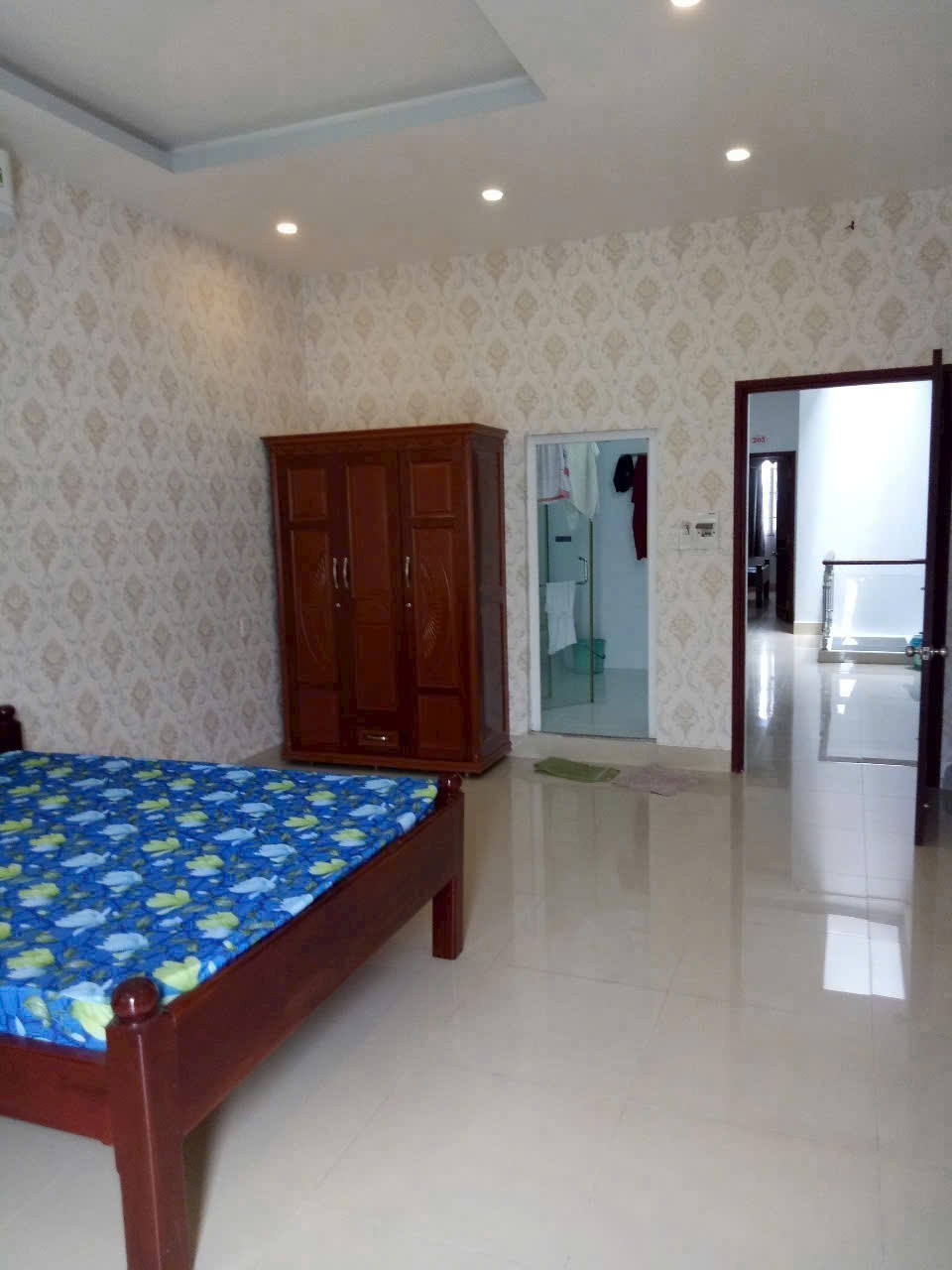 Cần bán Nhà mặt tiền Thị trấn Bến Lức, Bến Lức, Diện tích 90m², Giá 4.8 Tỷ 2