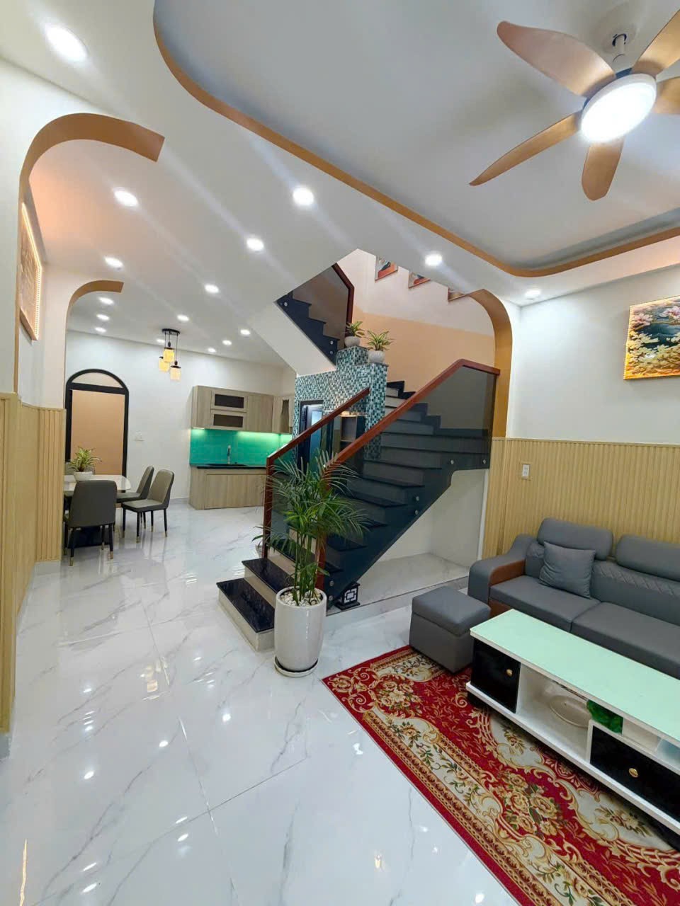 Bán nhà 52/......đường 26/3 , Bình Hưng Hòa dt 65m2 , 1 lầu , 3pn, 4wc giá 5,86 tỷ 2
