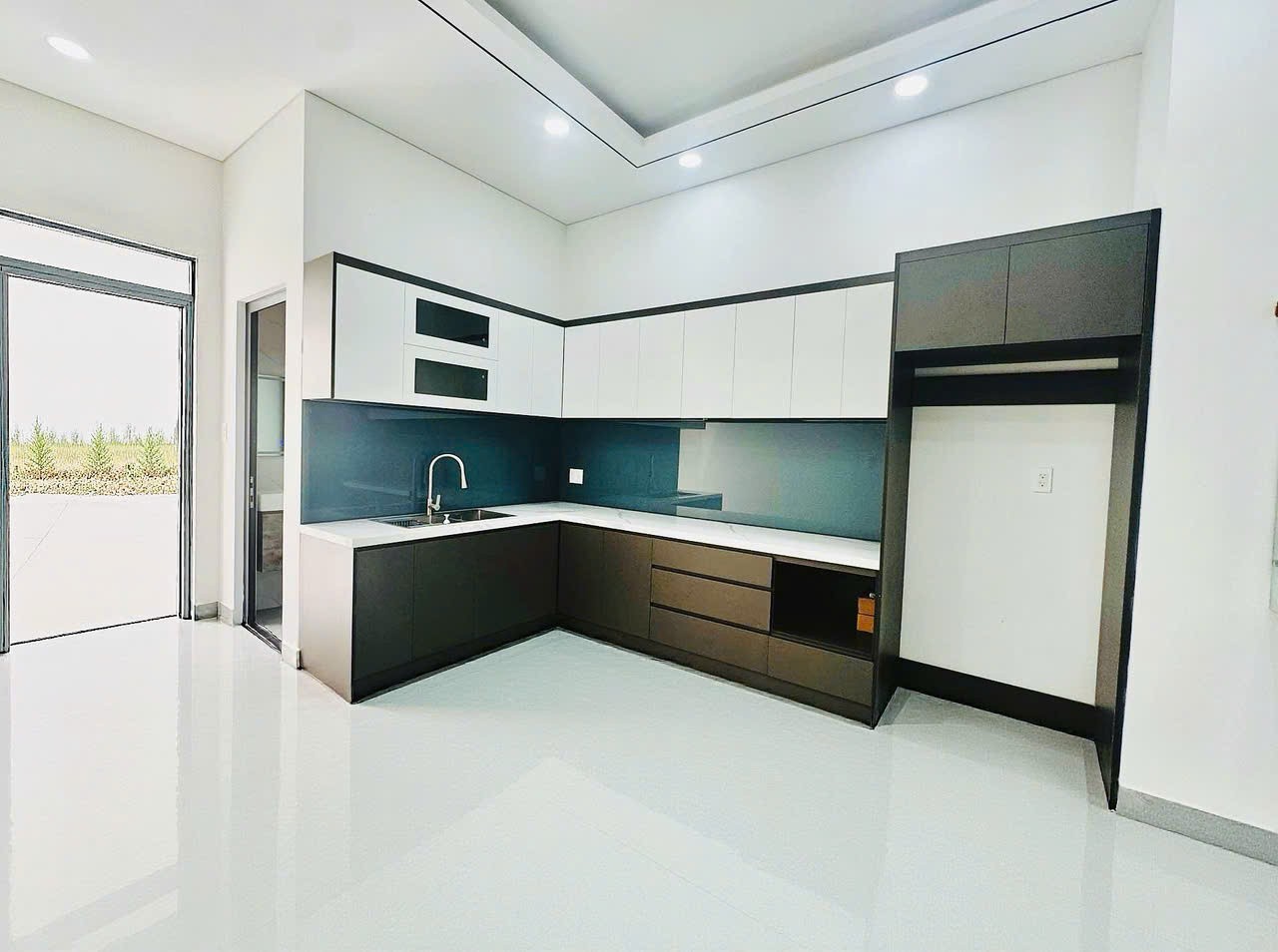 Nhà phố đẹp giáp Tam Bình- 2MT(trước,sau) - 3 Tầng - 62m2 – Nhỉnh 5T - Đường xe tải tránh - KDC 3