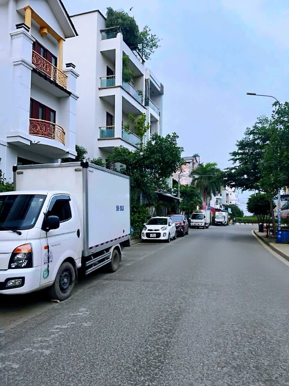 Nhà phố mới, đẹp Tam Bình - 52m2 - 3 Tầng – Nhỉnh 4 tỷ - Đường ôtô tránh - Ô tô đậu trước nhà 5