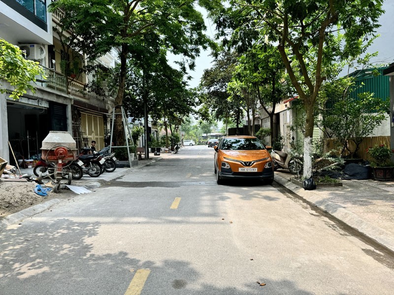 Bán Đất Đấu Giá Việt Hưng Long Biên 75m2 - Đường 13m Gần Trường Đoàn Khuê - Chợ Kim Quan 2