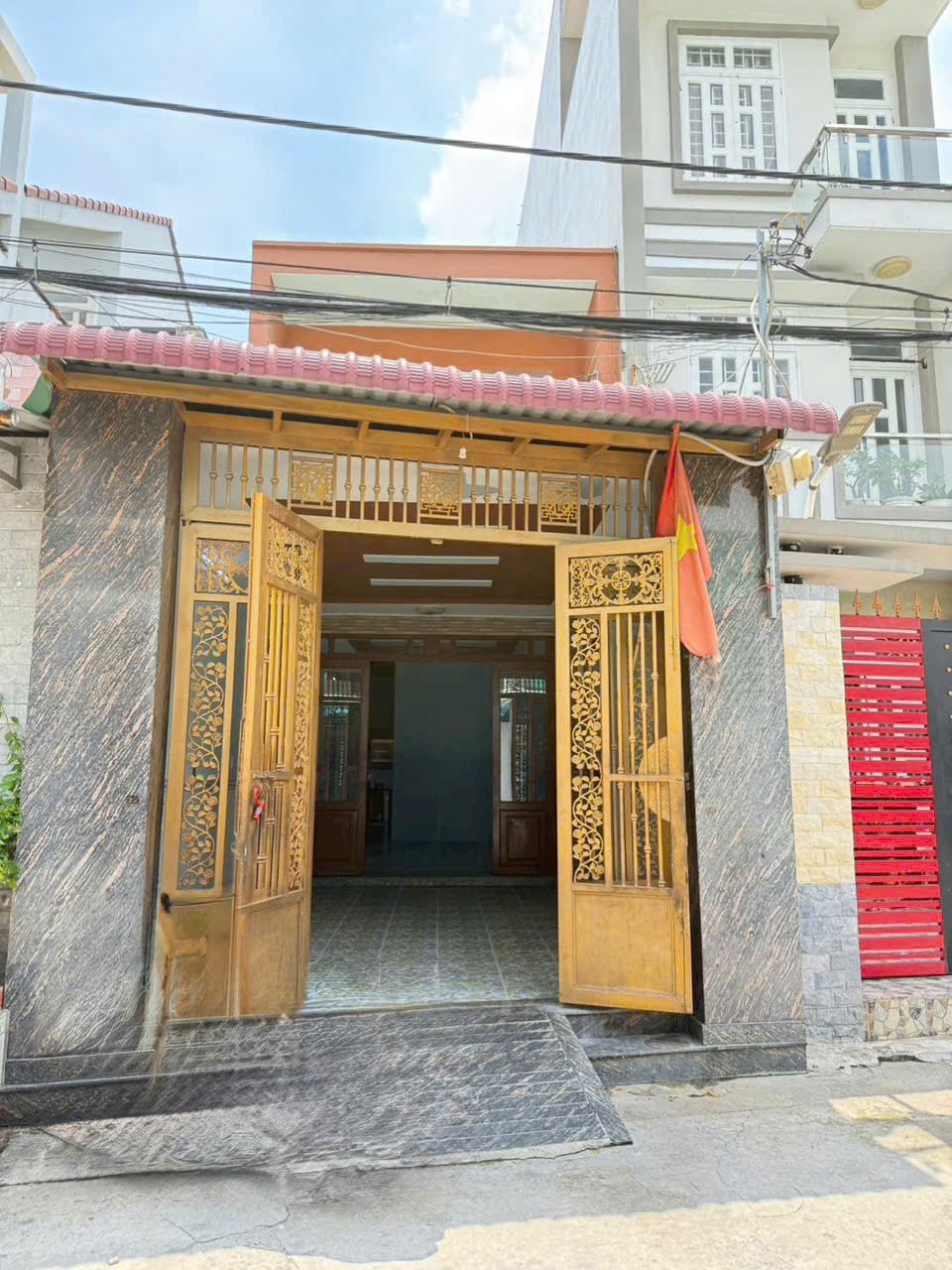 Bán nhà mới hẻm đường số 10, Bình Hưng Hòa B , dt 76m2 , 1 lầu , 3pn, 2wc giá 4,85 tỷ 2