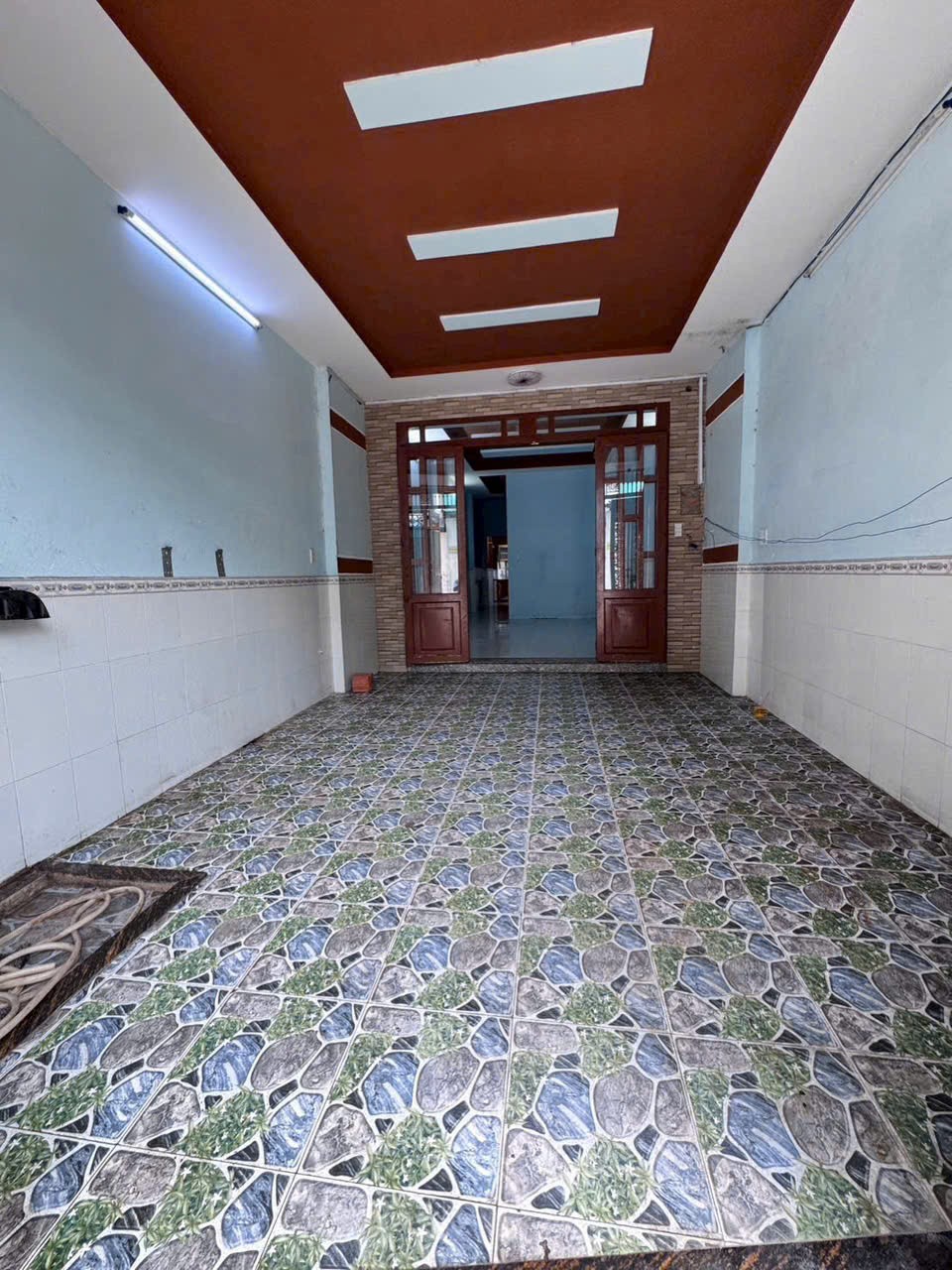 Bán nhà mới hẻm đường số 10, Bình Hưng Hòa B , dt 76m2 , 1 lầu , 3pn, 2wc giá 4,85 tỷ 6
