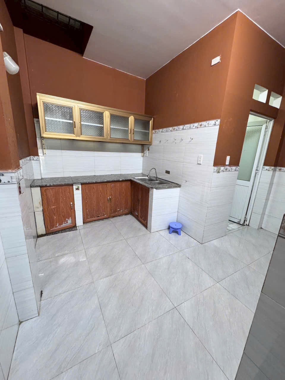 Bán nhà mới hẻm đường số 10, Bình Hưng Hòa B , dt 76m2 , 1 lầu , 3pn, 2wc giá 4,85 tỷ 8