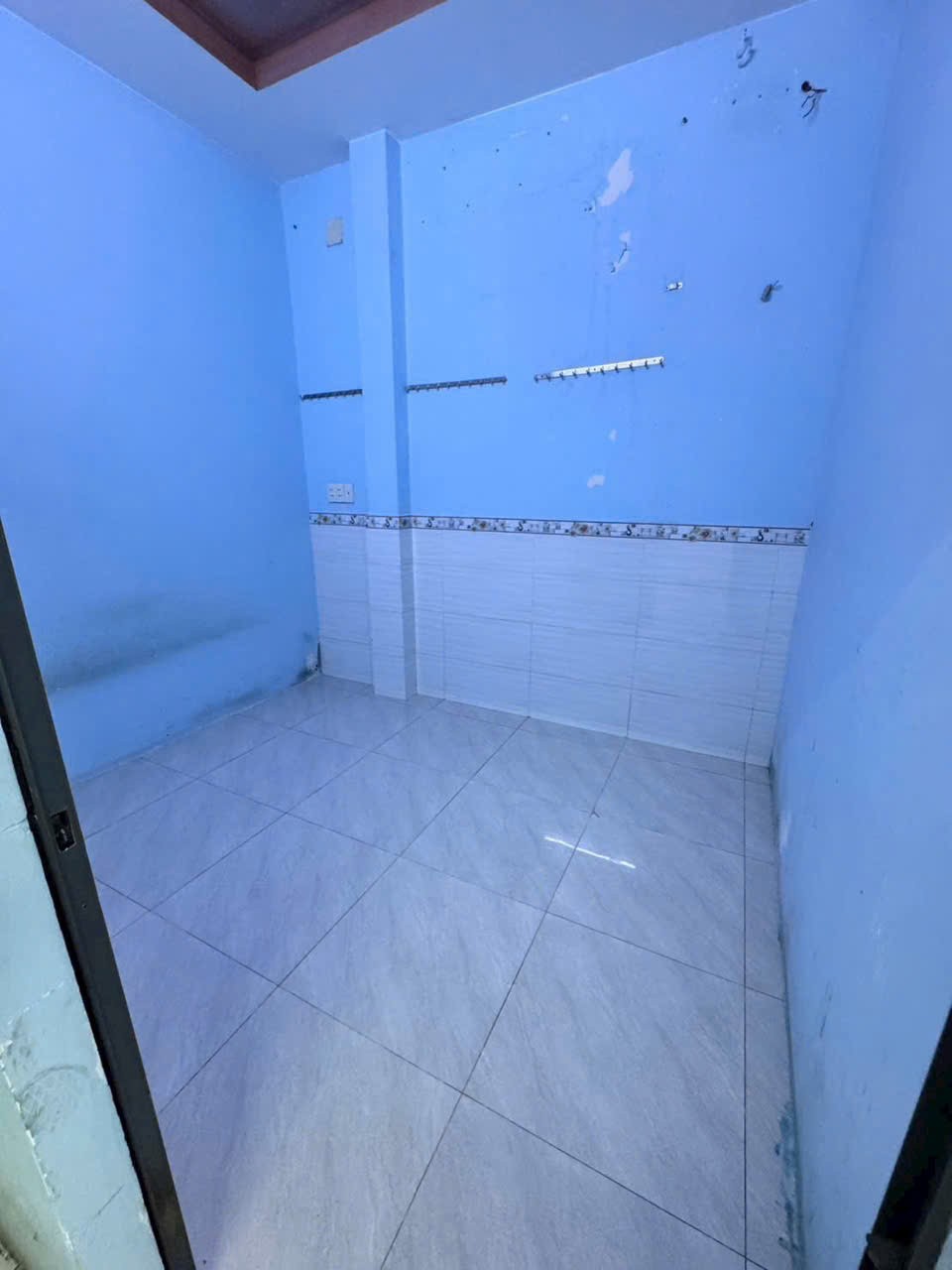 Bán nhà mới hẻm đường số 10, Bình Hưng Hòa B , dt 76m2 , 1 lầu , 3pn, 2wc giá 4,85 tỷ 15