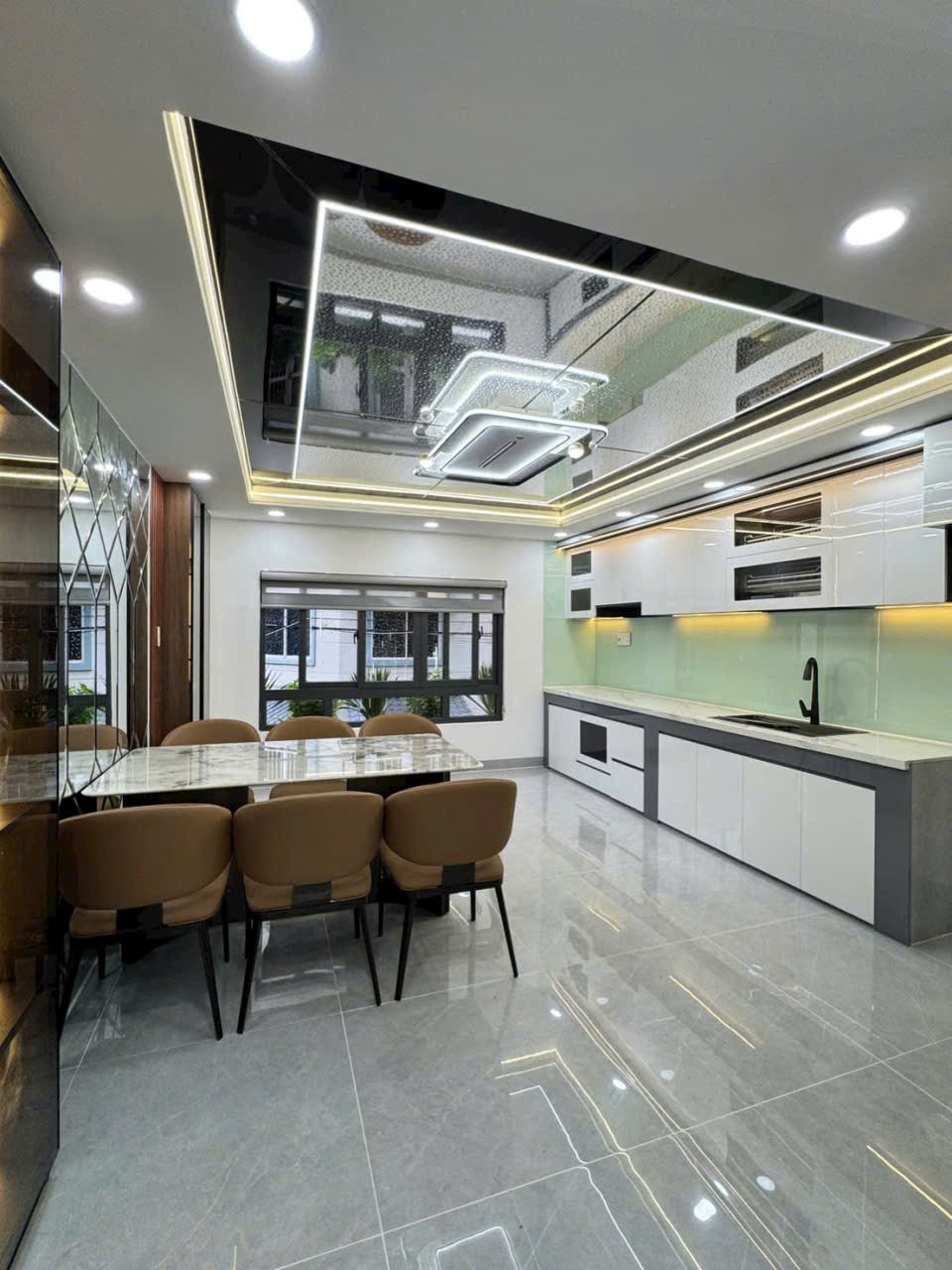 Bán nhà hẻm đường 26/3, Bình Hưng Hòa dt 55,9m2 , 3 lầu , 4pn, 5wc giá 7,5 tỷ 9