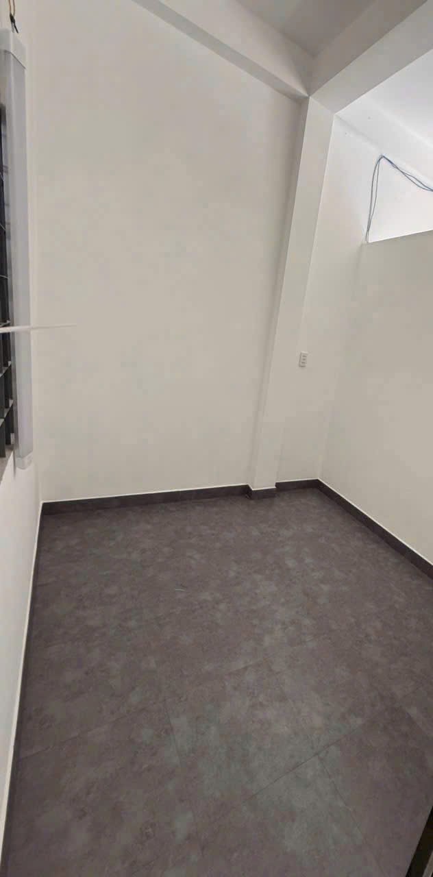 Bán nhà hẻm Tô Hiệu , p Hiệp Tân , Tân Phú dt 52m2 , 2 lầu 4pn, 3wc giá 7,9 tỷ 9