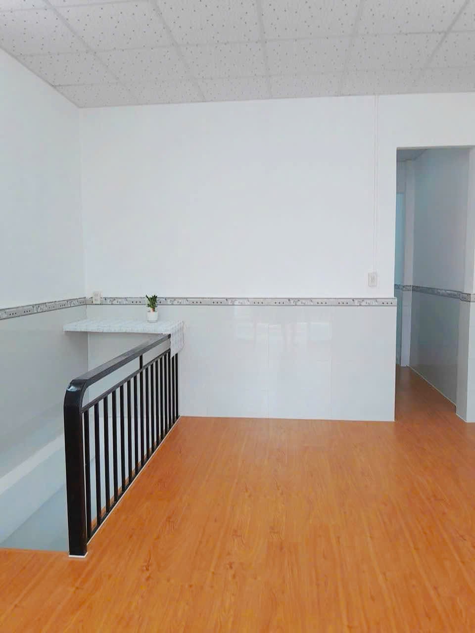 Nhà phố đối diện Vạn Phúc - 50m2 – Nhỉnh 4 tỷ - Khu vực có nhiều chung cư, Tiện ích đầy đủ 4