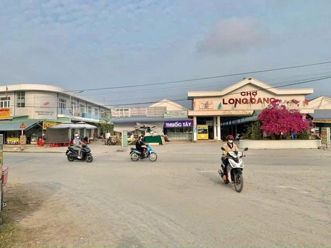 Bán đất mặt tiền đường số 3, ngay chợ Long Cang dt 105m2 full thổ giá chốt 2,6 tỷ 3
